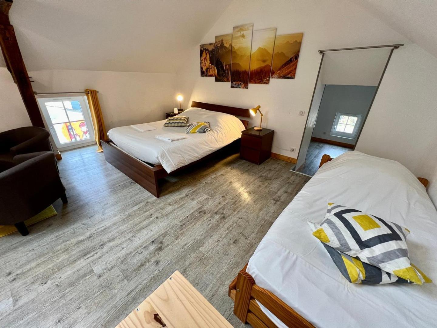 Chez Marcel - Maison 3 Chambres Lussac-les-Châteaux Zewnętrze zdjęcie
