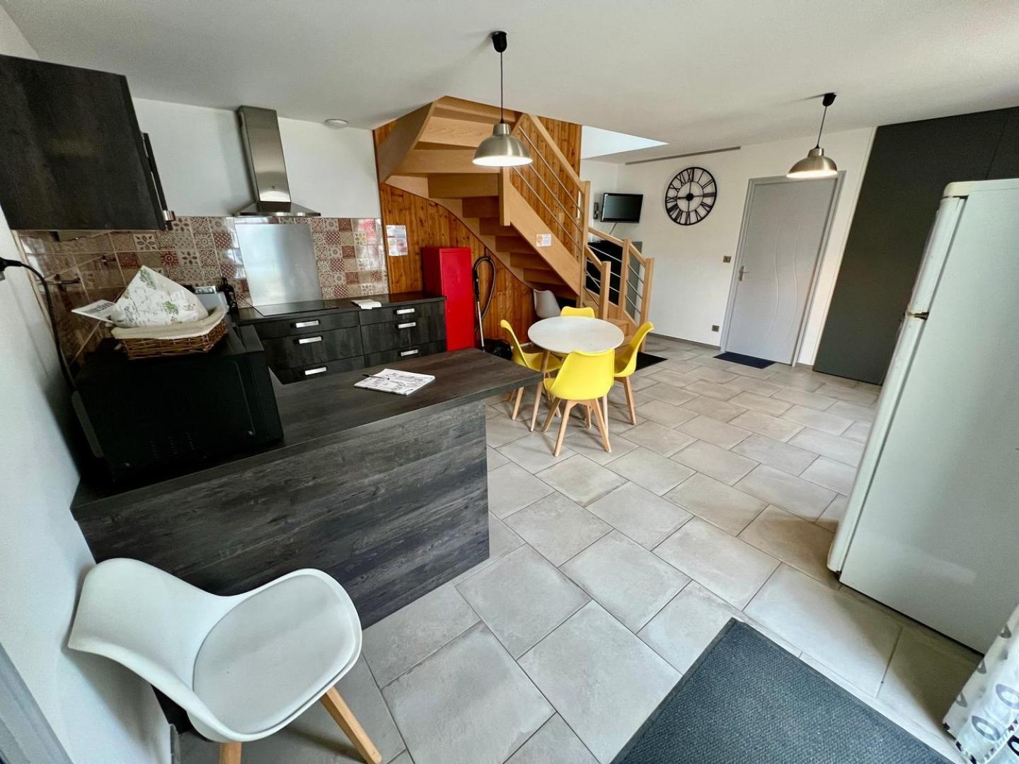 Chez Marcel - Maison 3 Chambres Lussac-les-Châteaux Zewnętrze zdjęcie